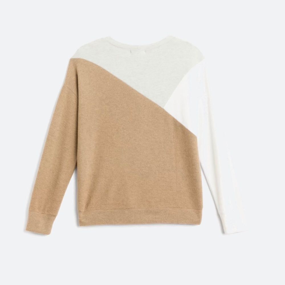 Paris Diagonal Color Block Knit Top​ - Picture 2 of 6